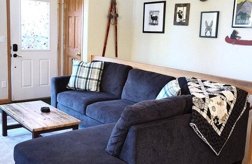 Valley of the Sun Cabin | 186 m² Cabin ∙ 3 bedrooms ∙ 8 guests