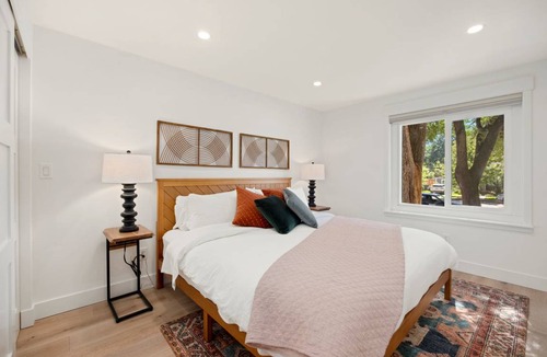 University Park House | 186 m² House ∙ 3 bedrooms ∙ 8 guests