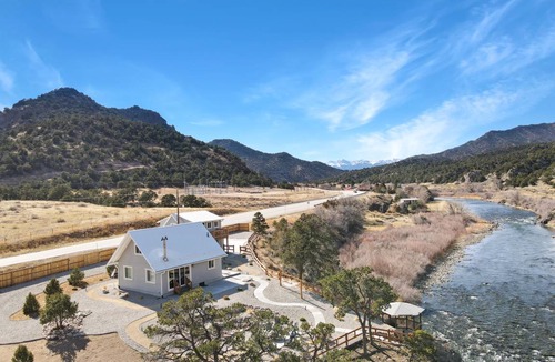 Salida House | 186 m² House ∙ 3 bedrooms ∙ 8 guests
