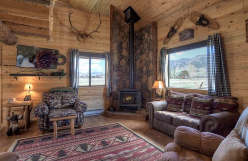 Creede House | 186 m² House ∙ 4 bedrooms ∙ 9 guests