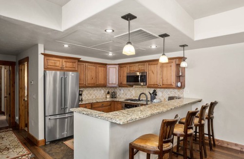 Steamboat Springs Condo | 195 m² Condo ∙ 4 bedrooms ∙ 10 guests
