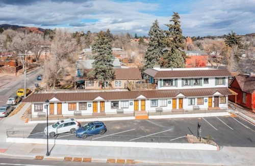 West Colorado Springs Apartment | 1bd Suite Close to Hiking & Biking