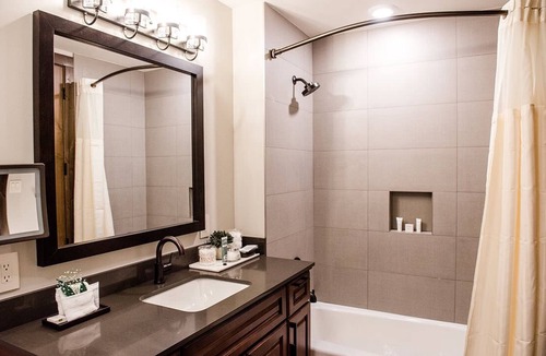 The Highlands Resort | 1Bedroom Suite Breckenridge Luxury Ski In/Out Resort - Welk Resorts