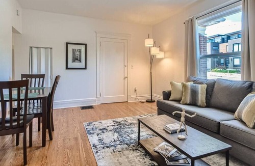 Jefferson Park Apartment | 1BR Victorian w/ Parking / Walk to Empower Field