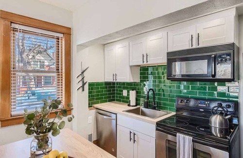 Speer Apartment | 1st Ave by Modern Midstay Wash Park & SoBo #F2