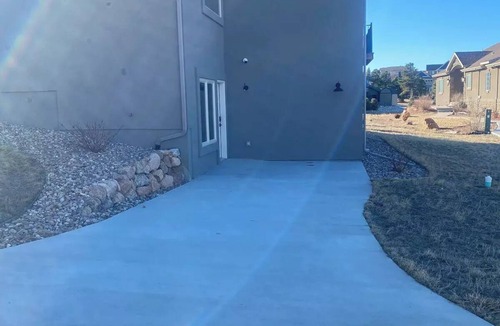 Woodmoor Apartment | 2 bed/2 bath suite w/lake & mountain views, 10 min. from Colo. Springs & USAFA