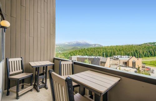 Peak 9 House | 2 Bedroom Beaver Run Condo, Ski-in Ski-out, Dog Friendly, On Peak 9