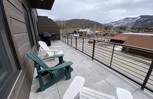 Grand Lake Condo | 2 Bedroom Condo on the Boardwalk in downtown Grand Lake