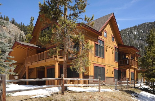 Keystone Condo | 2 Bedroom Condo | Rustic Charm and Great Amenities