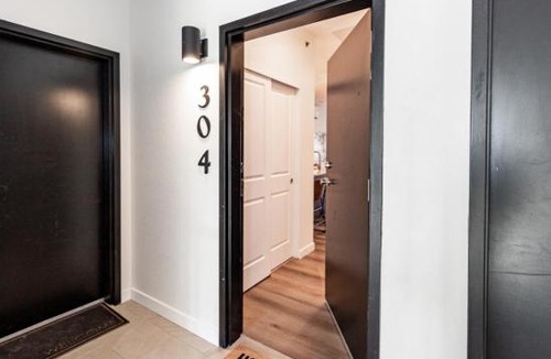 Mountain Shadows Apartment | 2 Bedroom Fully Furnished Luxury Apartment 304