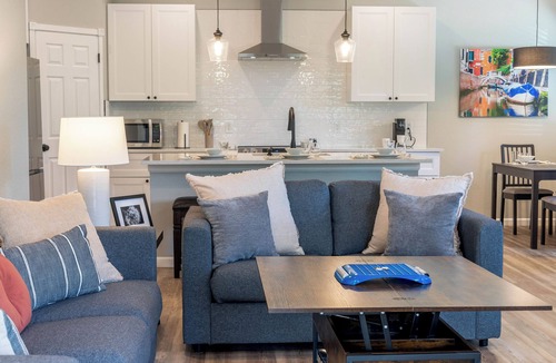 Littleton House | 2-bedroom House in Deer Creek Canyon