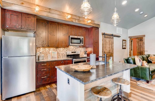 Grand Lake Cabin | 2 Blocks To Grand Lake: Downtown Western Cabin!