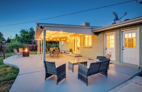 Arvada Apartment | 2 King Bed l Upper Unit Duplex