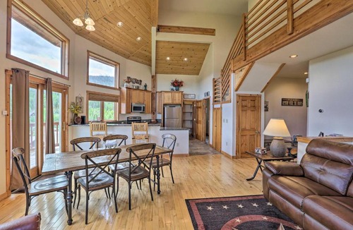 Innsbruck Val Moritz House | 2 Mi to Granby Ranch Granby Home with Hot Tub!
