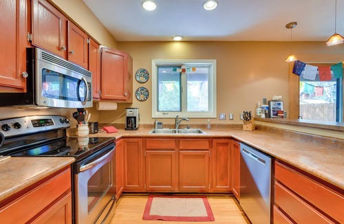 Frisco House | 2 Mi to Ski Resort: Mountain Home w/Hot Tub!