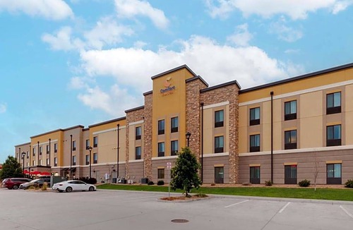 Loveland Hotel | 2-Star Hotel ∙ Comfort Suites Loveland