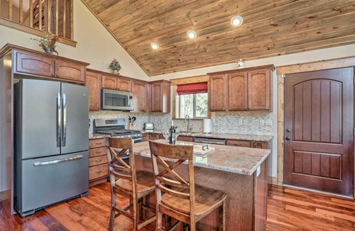 Cripple Creek House | 201 m² House ∙ 4 bedrooms ∙ 8 guests