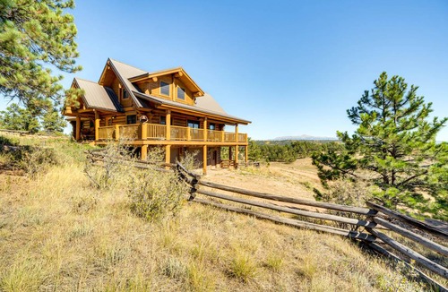Florissant House | 204 m² House ∙ 2 bedrooms ∙ 4 guests