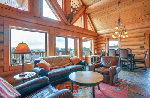 Florissant House | 204 m² House ∙ 2 bedrooms ∙ 4 guests