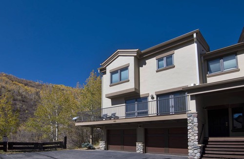 Vail House | 204 m² House ∙ 4 bedrooms ∙ 8 guests