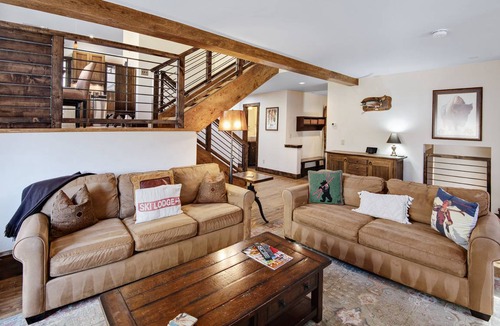 Vail House | 204 m² House ∙ 4 bedrooms ∙ 8 guests