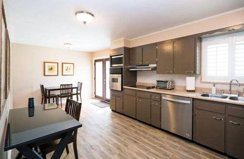 Castlewood House | 205 m² House ∙ 3 bedrooms ∙ 6 guests