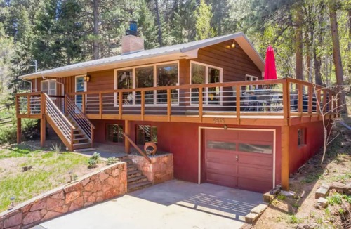 Cascade-Chipita Park Cabin | 208 m² Cabin ∙ 4 bedrooms ∙ 10 guests