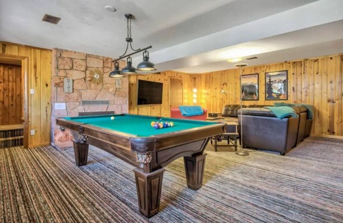 Cascade-Chipita Park Cabin | 208 m² Cabin ∙ 4 bedrooms ∙ 10 guests