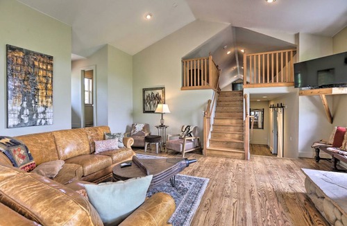 Conifer House | 213 m² House ∙ 4 bedrooms ∙ 8 guests