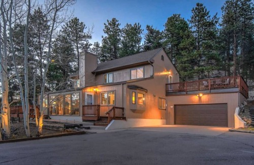 Woodland Park House | 213 m² House ∙ 5 bedrooms ∙ 12 guests