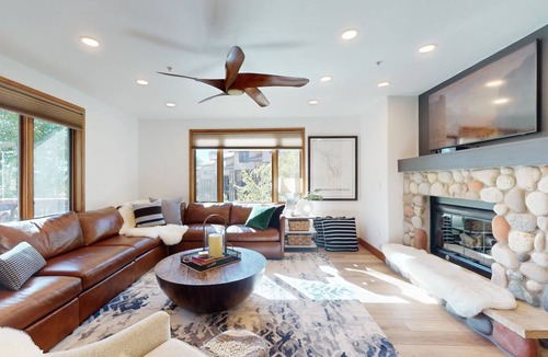 Steamboat Springs Condo | 214 m² Condo ∙ 4 bedrooms ∙ 10 guests