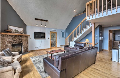 Conifer Mountain and Meadows House | 222 m² House ∙ 3 bedrooms ∙ 8 guests
