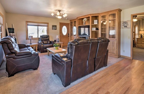 Canon City House | 222 m² House ∙ 4 bedrooms ∙ 13 guests