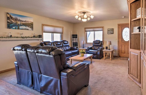 Canon City House | 222 m² House ∙ 4 bedrooms ∙ 13 guests