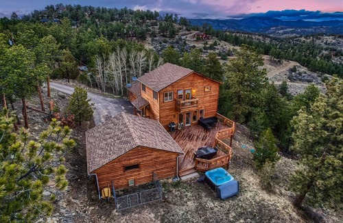 Bailey House | 223 m² House ∙ 4 bedrooms ∙ 8 guests