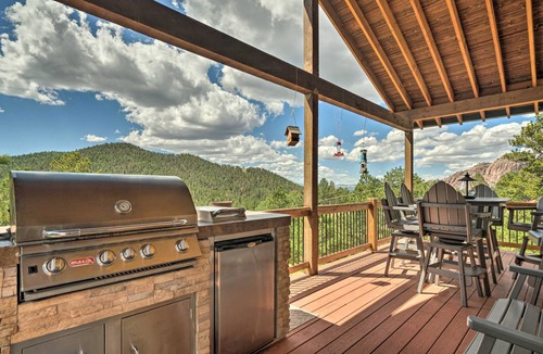 Cripple Creek House | 227 m² House ∙ 3 bedrooms ∙ 8 guests