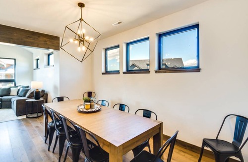 Silvercreek House | 228 m² House ∙ 4 bedrooms ∙ 14 guests