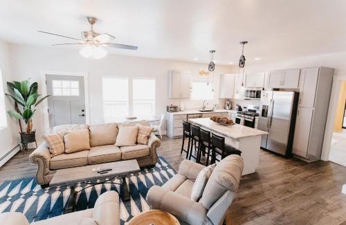 Ouray House | 230 9th Avenue