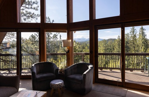 Florissant House | 231 m² House ∙ 4 bedrooms ∙ 8 guests