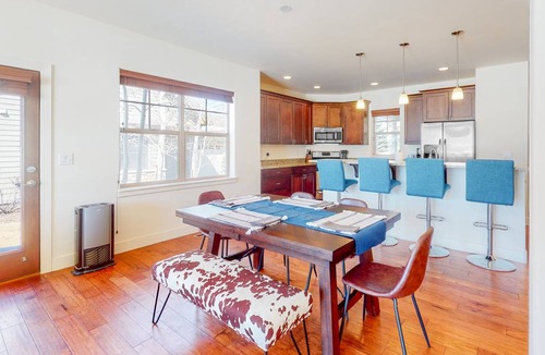 Eagle House | 232 m² Maisonette ∙ 4 bedrooms ∙ 10 guests