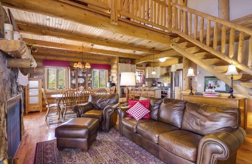Hartsel House | 241 m² House ∙ 3 bedrooms ∙ 6 guests