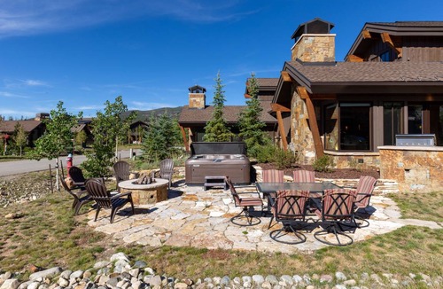 Fairmount On The River Apartment | 242 m² Apartment ∙ 3 bedrooms ∙ 10 guests