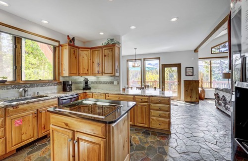 Dunkin Hill House | 2542 Boreas Pass, gorgeus home with panoramic views of the mountains!
