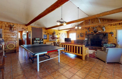 South Fork Cabin | 260 m² Cabin ∙ 4 bedrooms ∙ 12 guests