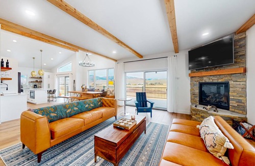 Grand Elk Ranch House | 264 m² House ∙ 4 bedrooms ∙ 10 guests