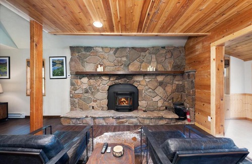 Columbine Lake House | 27 Columbine Drive Lake of the Pines