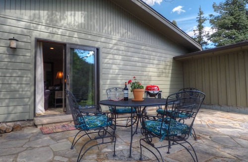 Estes Park House | 272 m² House ∙ 3 bedrooms ∙ 8 guests