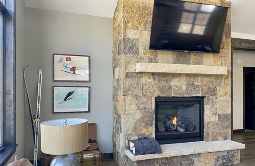 Baldy Mountain House | 278 m² House ∙ 4 bedrooms ∙ 10 guests