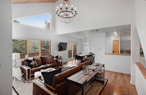 Vail House | 279 m² Maisonette ∙ 4 bedrooms ∙ 10 guests