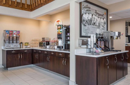 Longmont Hotel | 28 m² Hotel ∙ 127 guests